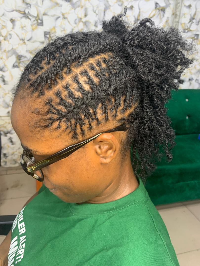 Naturale May braiding service